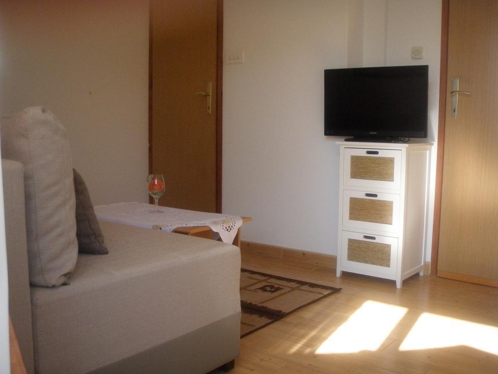 Apartments Barbara ポレッチ エクステリア 写真